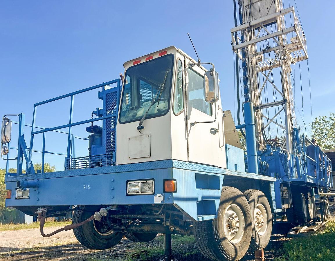 Used 2004 Gefco Speed Star 150K Drill Rig
