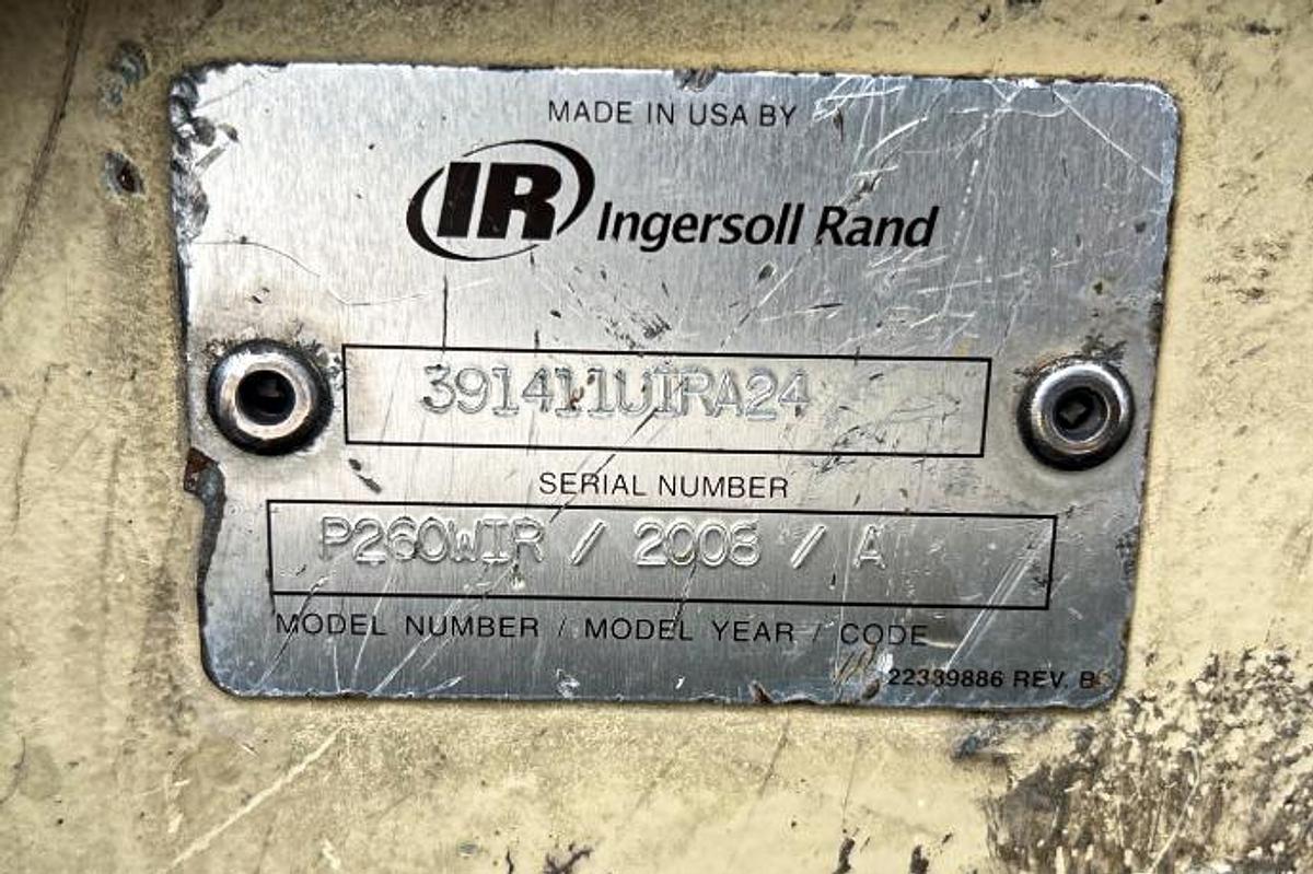 Used 2008 Doosan P260WIR Mobile Air Compressor