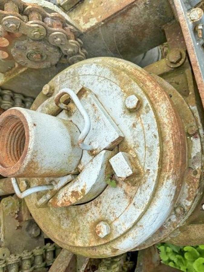 Used Davey M8A Table Drive Drill Rig