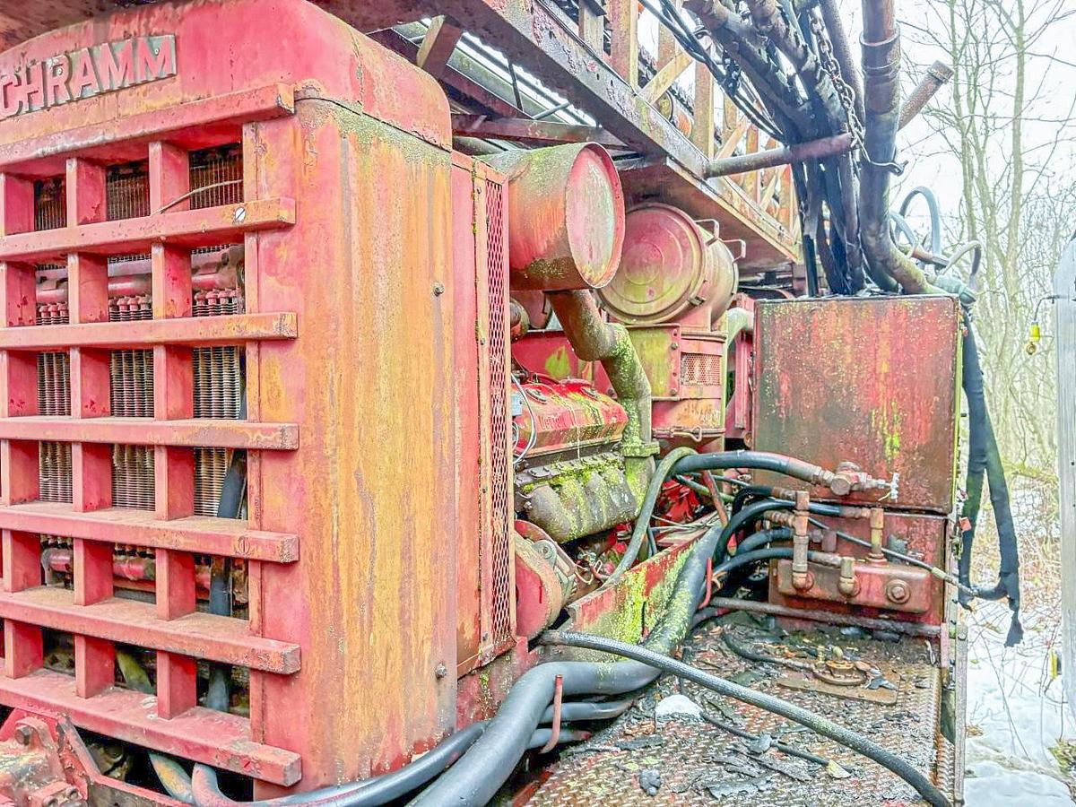 Used Schramm T64HB Drill Rig