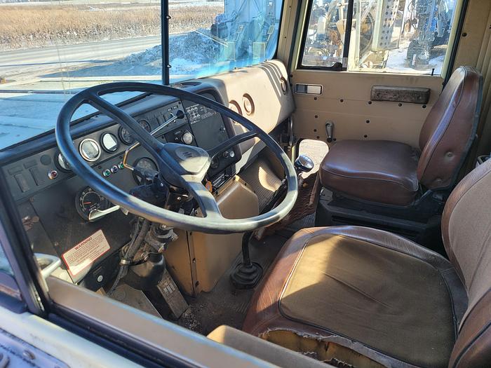 Used 1985 Ingersoll-Rand TH60 Drill Rig