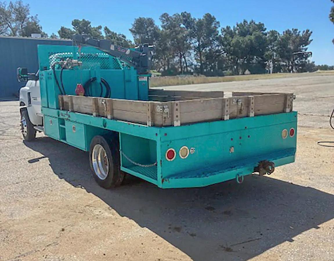 Used 2020 Chevrolet 5500HD Service Truck