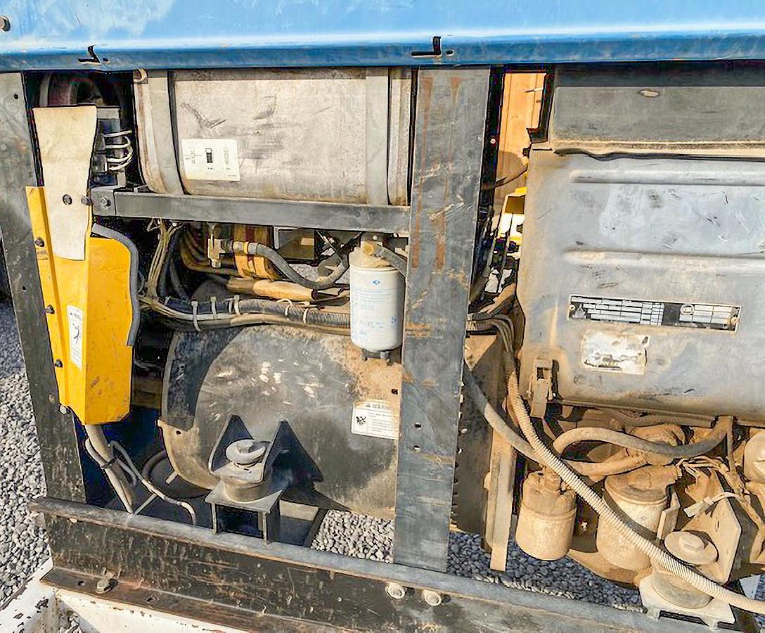 Used Miller  Electric Big Blue 251D Welder