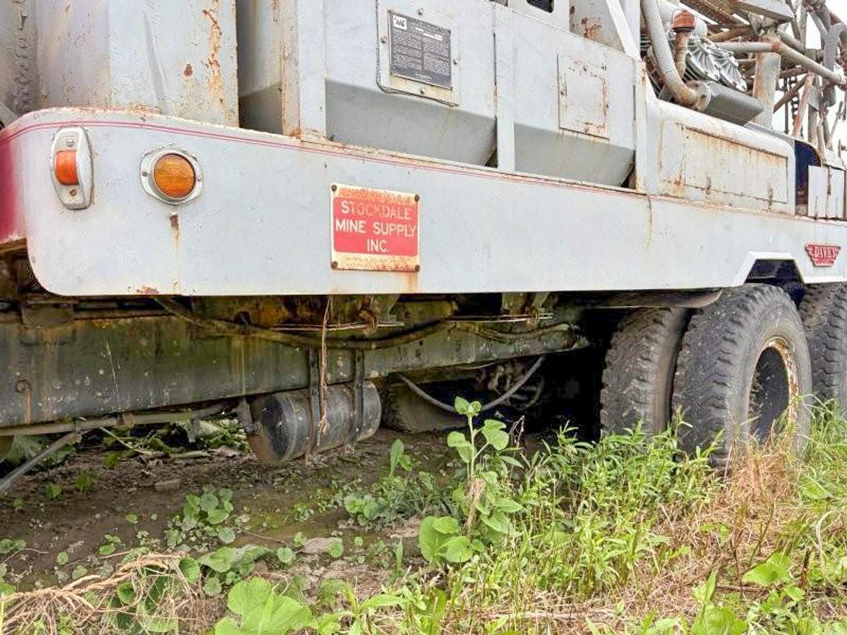 Used Davey M8A Table Drive Drill Rig