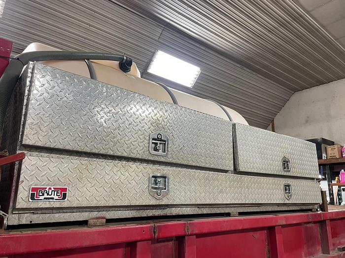 Used 2005 Ford F750 Water Truck