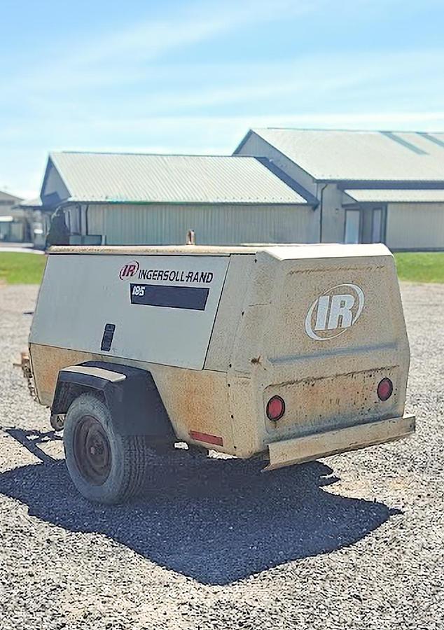 Used 1993 Ingersoll-Rand P185CWJD Air Compressor
