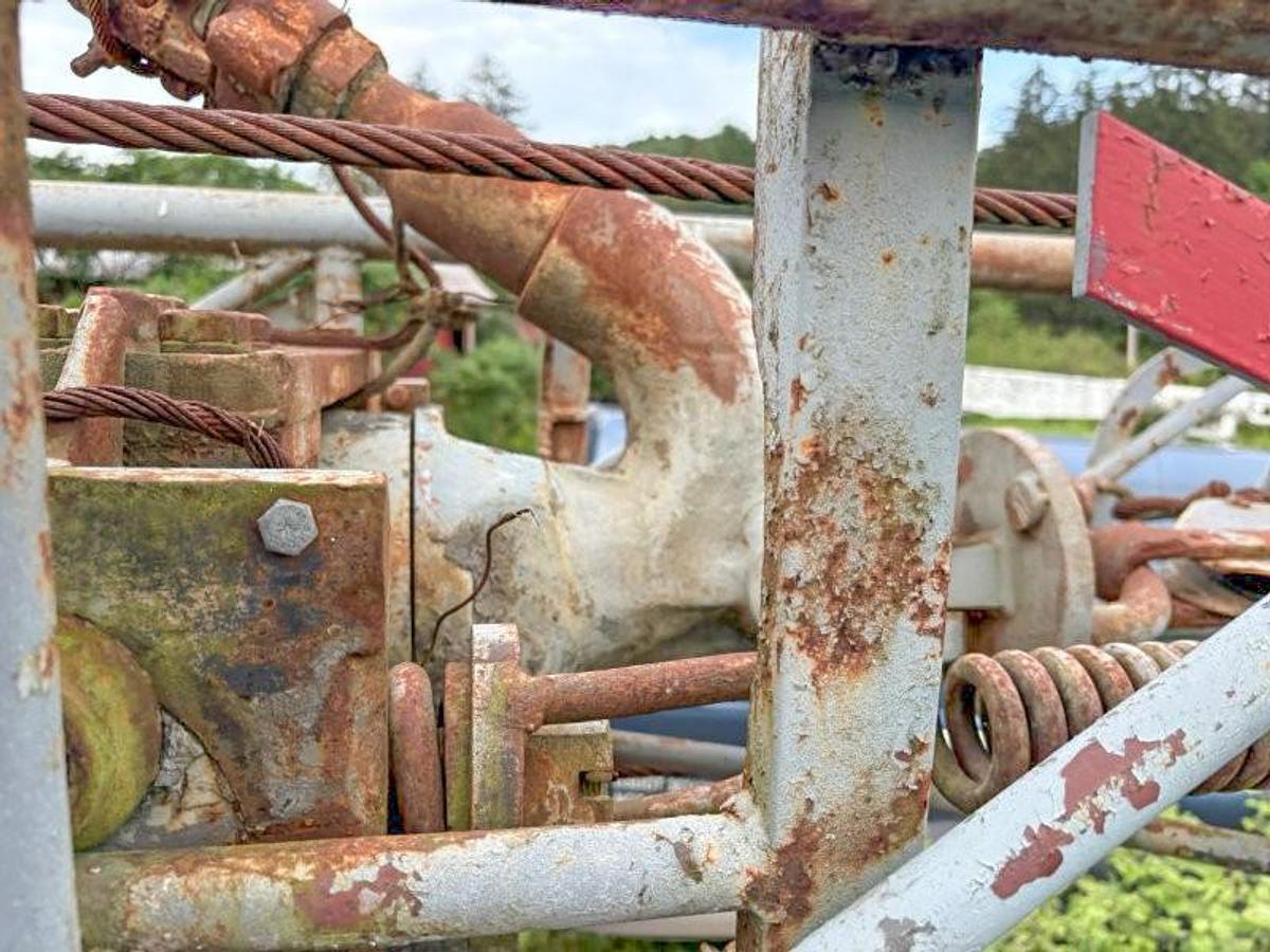 Used Davey M8A Table Drive Drill Rig