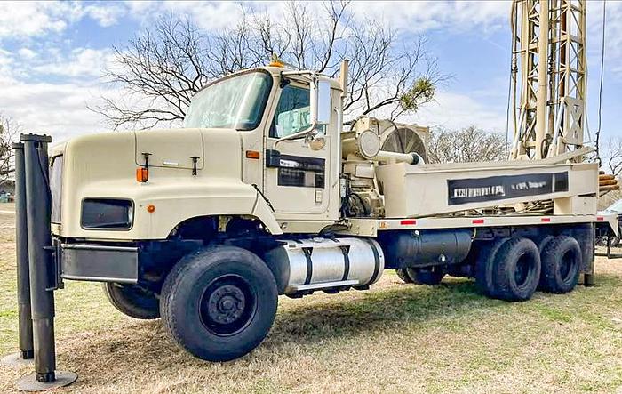 Used 1988 Ingersoll-Rand TH60 Long Tower Drill Rig