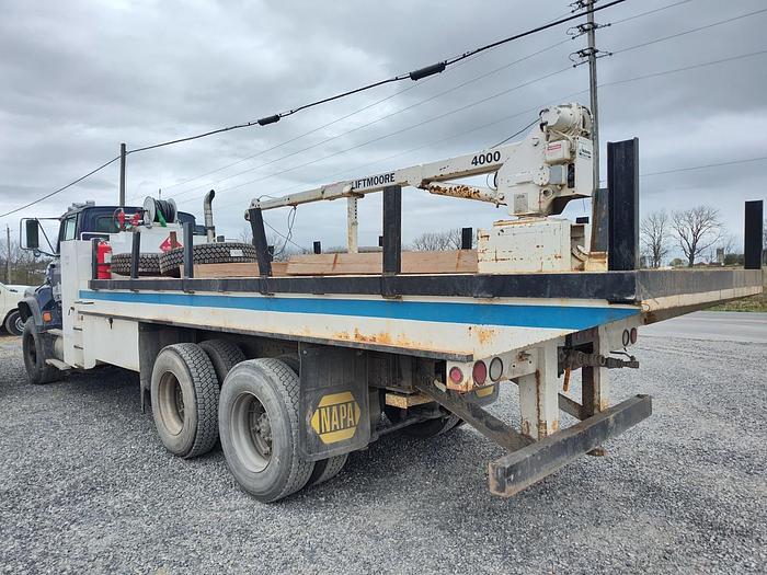 Used 1994 Ford LTS 9000 Water Truck