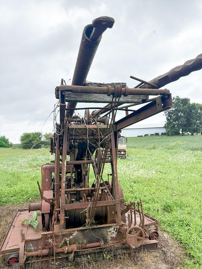 Used Cyclone 42 Cable Tool Rig