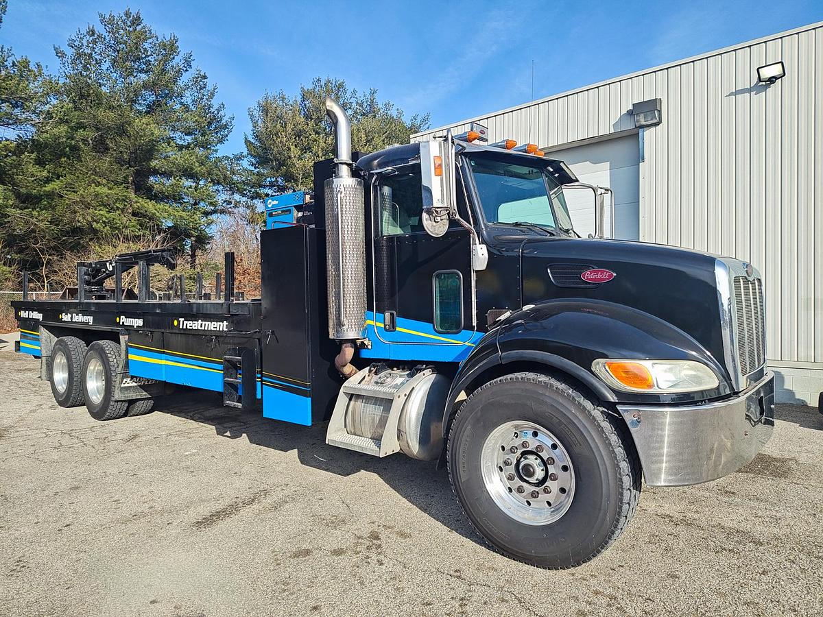 Used 2007 Peterbilt 355 Flat Water Fleet Truck