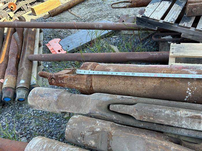 Used 7' Corrugated Bottom Flap Valve Bailer for Cable Tool