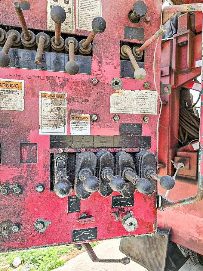 Used 2010 Schramm T200XD Deep Water / Oil & Gas Energy Drill Rig.