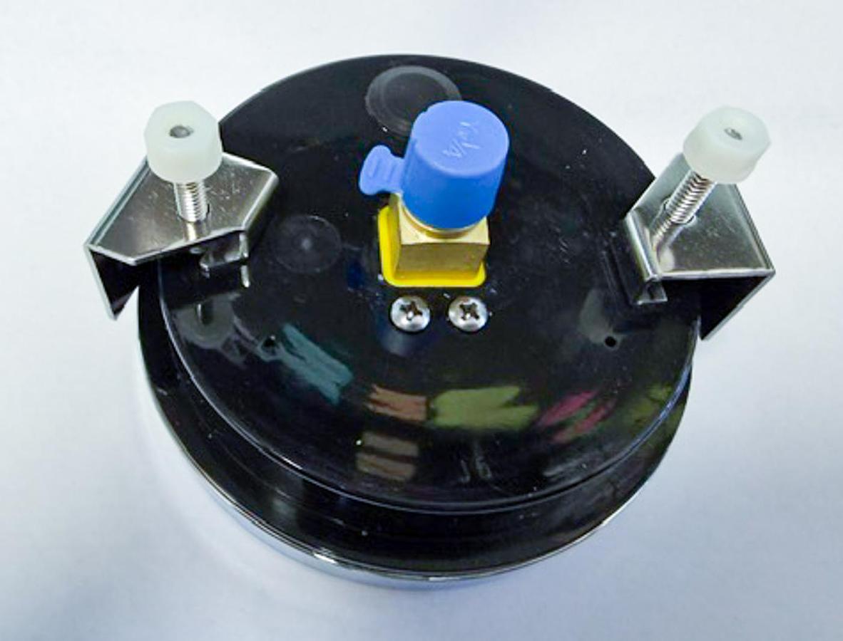3,000 PSI Liquid-Filled 4" Panel-Mount Pressure Gauge
