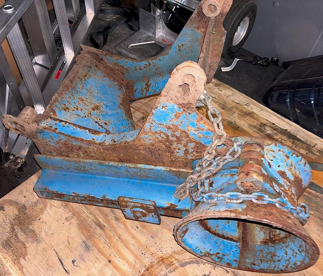 Used Tool Guide for cable tool drill rig