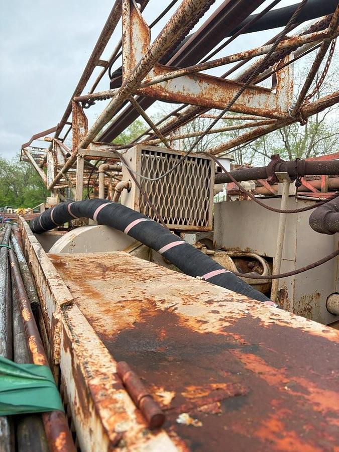 Used Failing 1000 Drill Rig