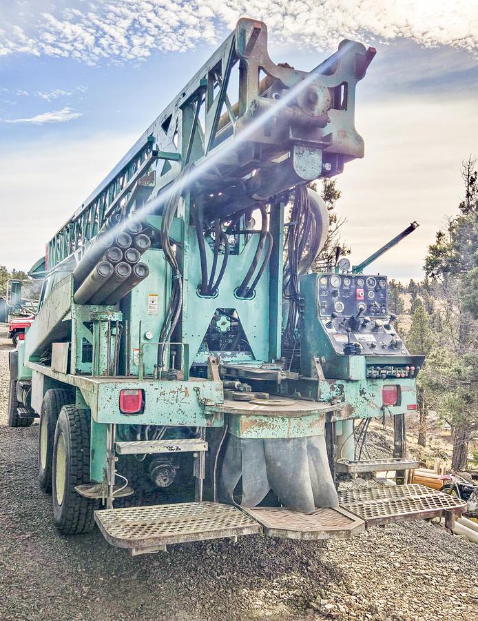 Used 1995 Ingersoll-Rand T3W Drill Rig Package