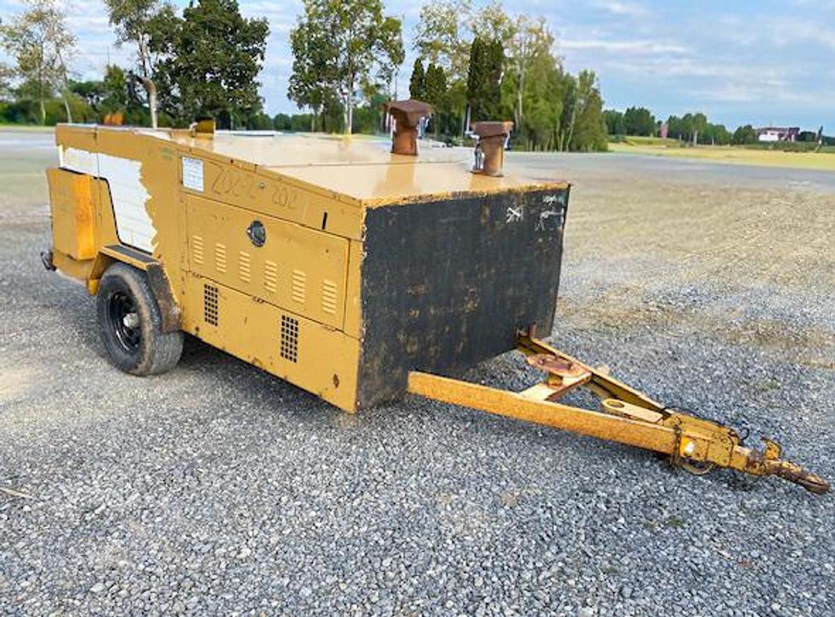 Used 2005 Allmand  MH1000 Ground Heater