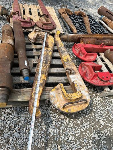 Used 65" Cable Tool Wrench Set