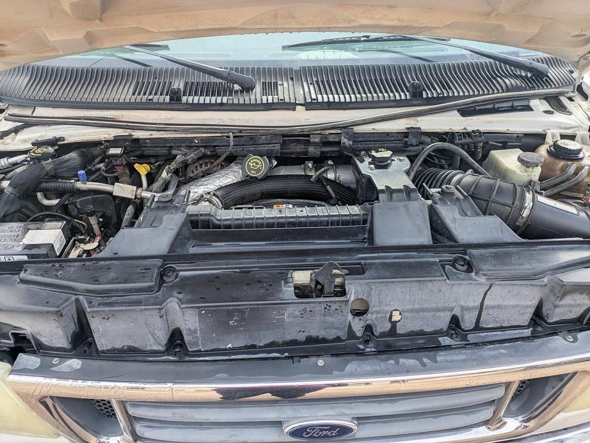 Used 2006  Ford  E350 Van