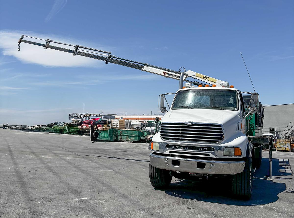 Used 2006 Freightliner M2 Flatbed Water Tender Truck