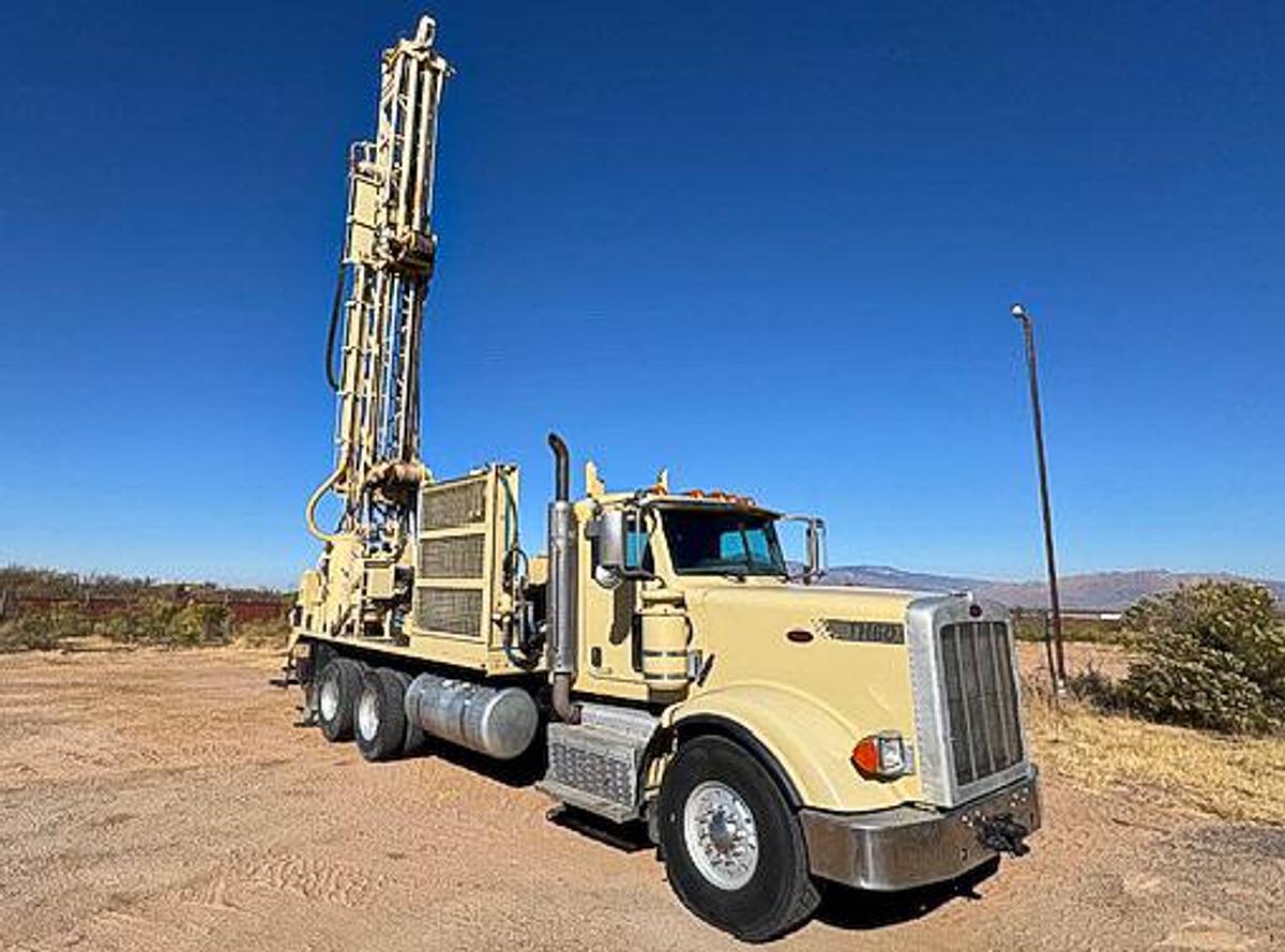 Used 2015 Atlas Copco TH60 DH Drill Rig