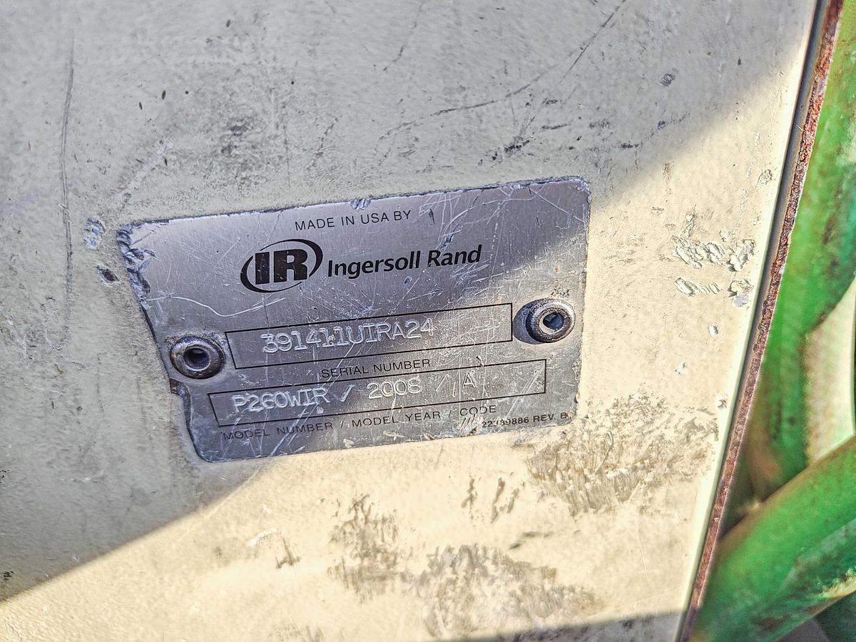 Used 2008 Doosan P260WIR Mobile Air Compressor