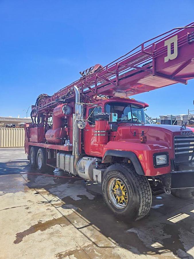 Used 1998 Reichdrill T690 Drill Rig