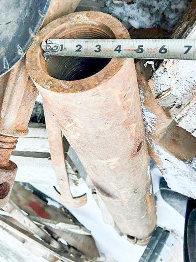 Used 2-1/2" x 3-1/2" cable tool rope socket, conventional "Prosser" style complete with fishing neck.