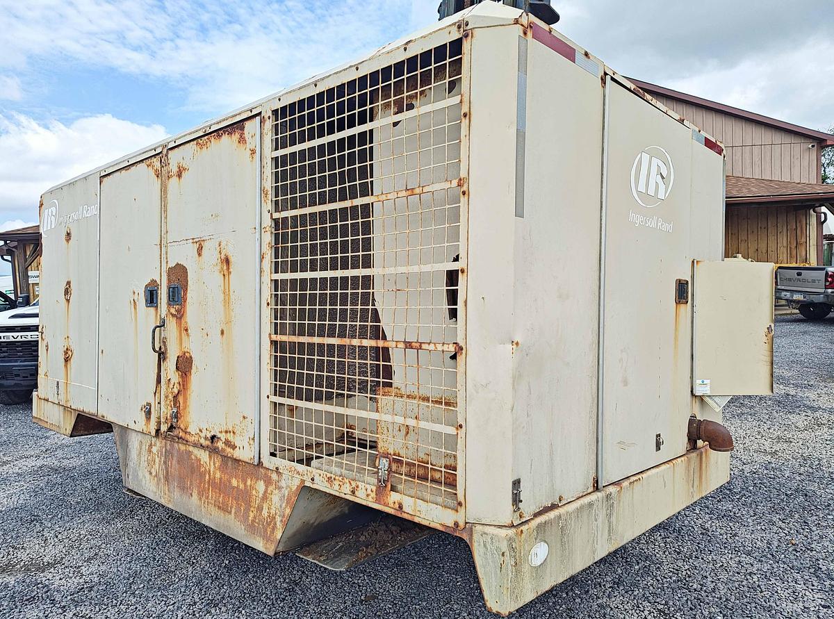 Used 1999 Ingersoll-Rand  1600 CFM / 100 PSI Air Compressor