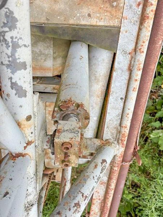 Used Davey M8A Table Drive Drill Rig