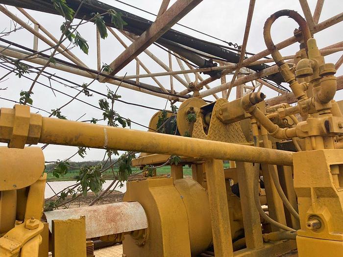 Used Failing 1500 Holemaster Drill Rig