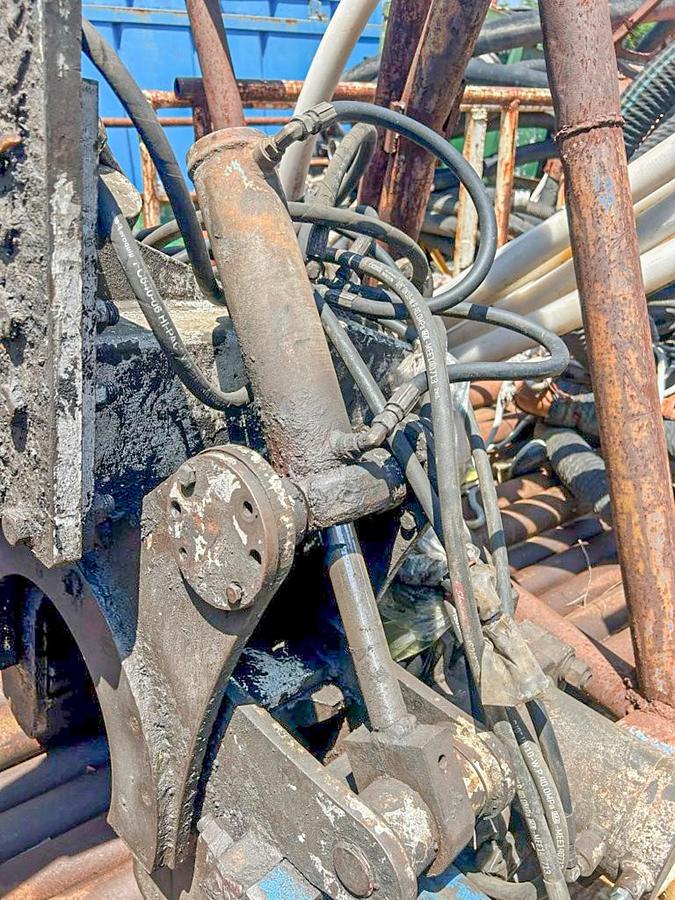 Used 2008 Schramm T200XD Deep Water / Oil & Gas Energy Drill Rig.