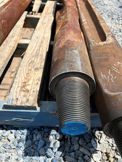 Used 59" "Twisted" Chisel Bit