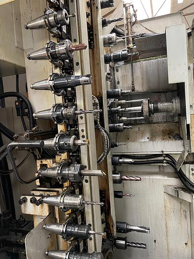 Used BRUGT HORISONTALT BEARBEJDNINGSCENTER FABR. MAZAK, MODEL FH 5800