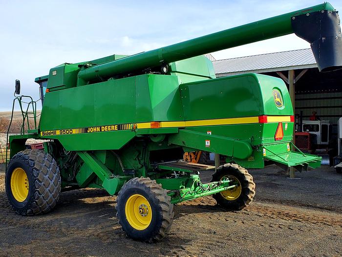 Used ** Auction ** 1996 John Deere 9500 SideHill Combine w/ 25' Header