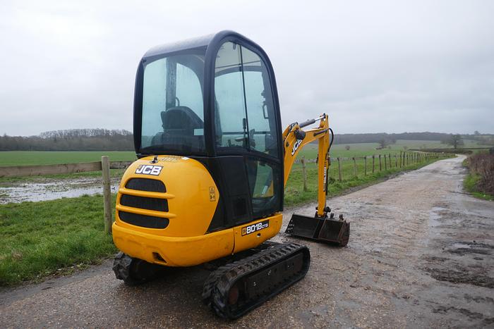 Used 2014 JCB 8018 CTS