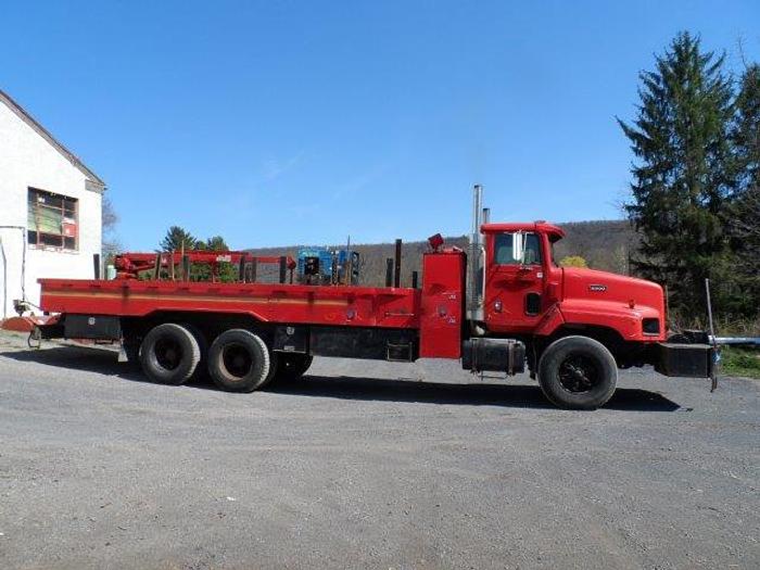 Used 1996 International Flatwater Fleet RTT2500 Truck