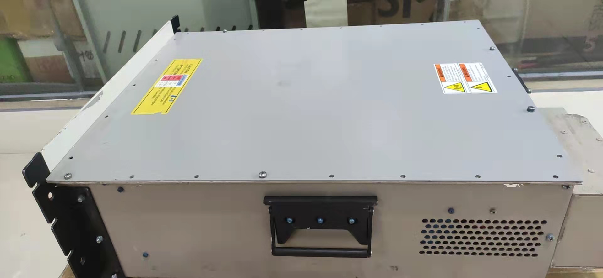 Refurbished ENI OEM-25B-01 RF Generator