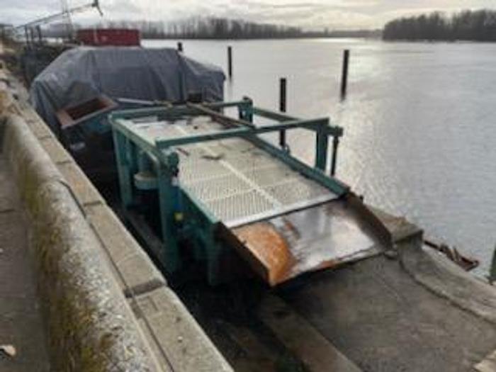 Used BM&M 7x14 CHIP SCREEN (12-6521)