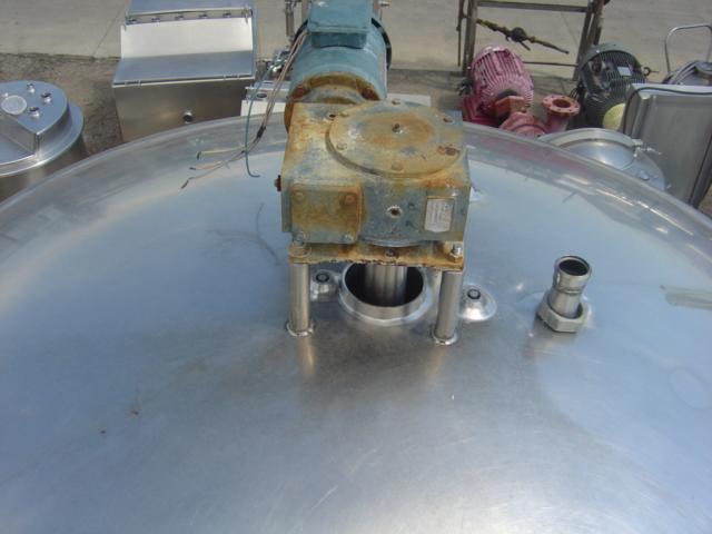 Usado 2000 GALLON PROCESSOR TANK. CHESTER-JENSEN SERIAL CJ6201DS