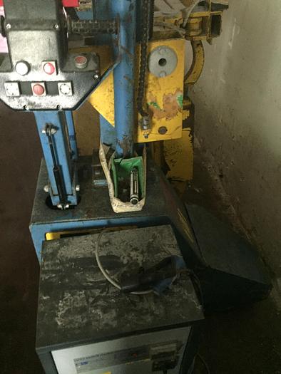 Used BEAM LIFTING FARBEN