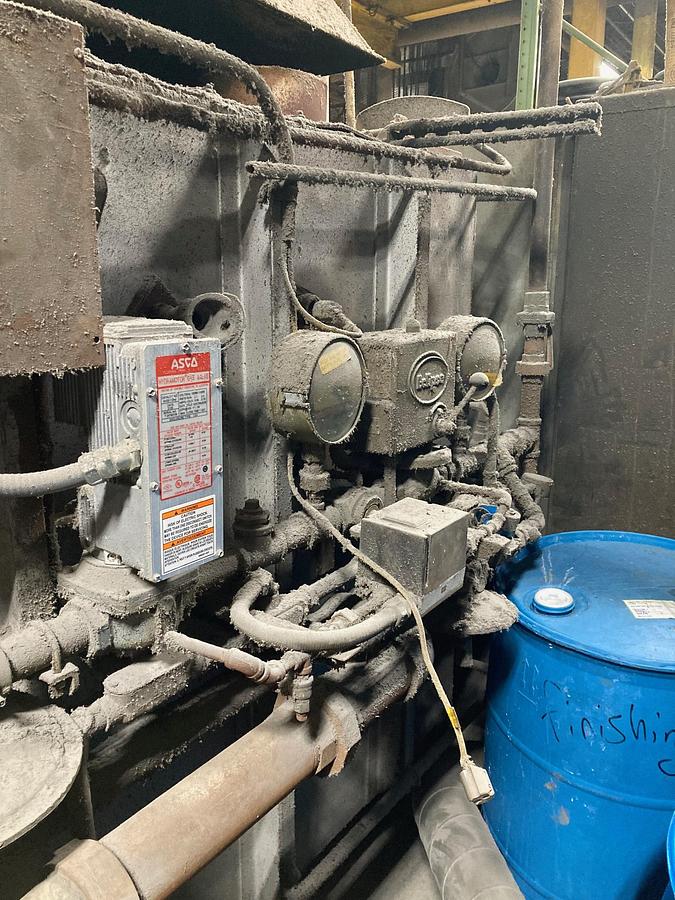 Used LINDBERG BURN OFF OVEN