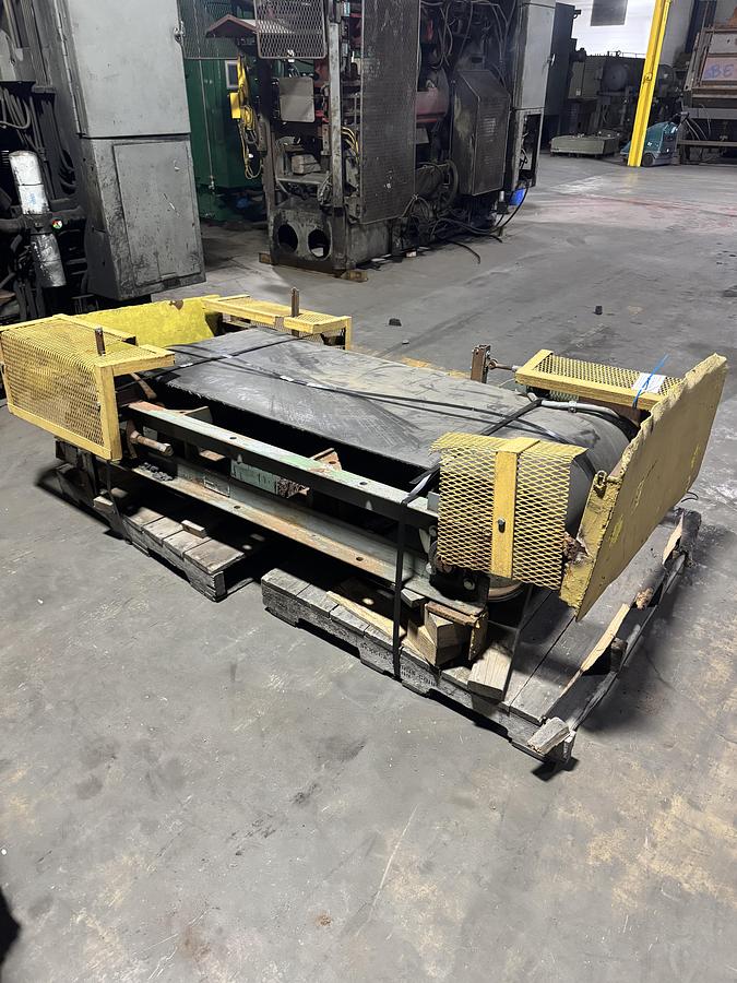 Used DINGS CROSS BELT MAGNET