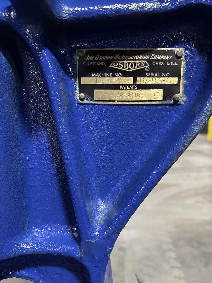 Used OSBORN SQUEEZE MOLDING MACHINE