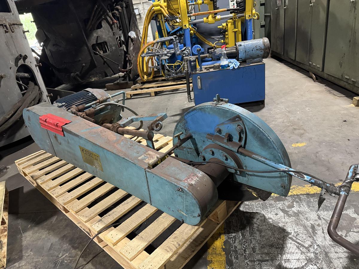 Used FOX  CUT-OFF SAW