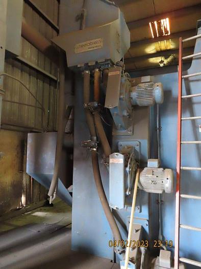 Used 2011 WHEELABRATOR SPINNER HANGER DOUBLE DOOR BLAST CABINET