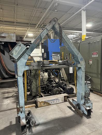 Used POWERED MOLD HANDLER (Sale Pending) SMALL