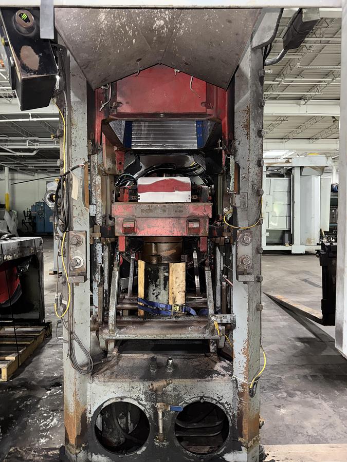Used 1994 HUNTER 20E AUTOMATED MOLDING MACHINE