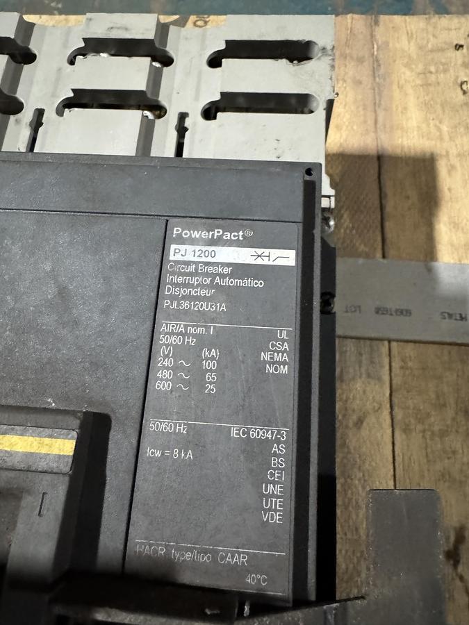 Used SCHNEIDER ELECTRIC PJ 1200 CIRCUIT BREAKER.